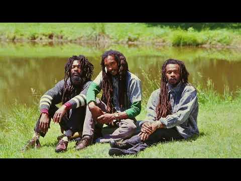 Israel Vibration - Unconquered People (Instrumental Dub Mix)