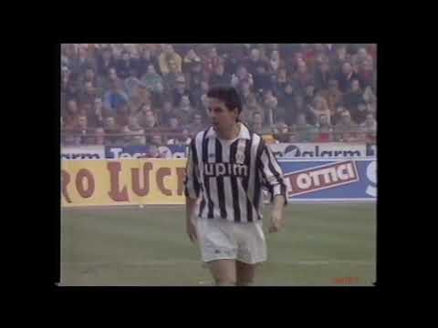 1991/1992 : SERIE A : ROUND 20 : MILAN VS JUVENTUS