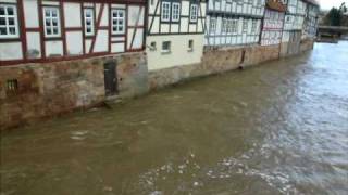 preview picture of video 'Hochwasser in Rotenburg a. d. Fulda am 26.02.2010 mit über 4,20 Metern - Teil 4'