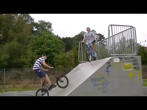 Felix Hampel halfe Black & White Edit.