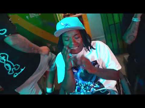 Kaly Ocho x La Prendia x Beyako Rap   Molecular�� Video Oficial