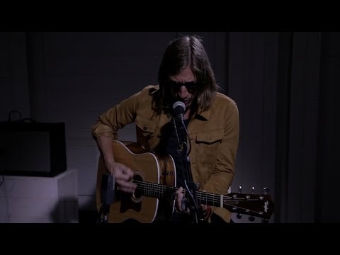 John Martin: Don't You Worry Child (acoustic live at Nova Stage)