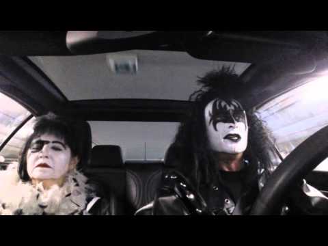 Gene TWO KISSES as Heino