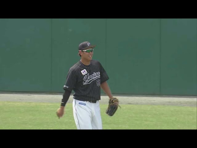 【ファーム】マリーンズ・西川僚祐がライオンズ・西川愛也の打球を見事キャッチ!! 2022年5月26日  埼玉西武ライオンズ 対 千葉ロッテマリーンズ