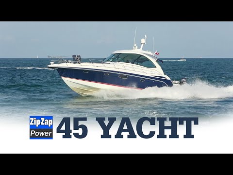 Formula 45 Yacht running into Haulover.