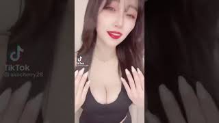【TikTok】誘惑のおっぱい