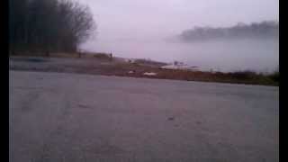 preview picture of video 'December 10, 2012 4:17 PM Fog on the Potomac River'