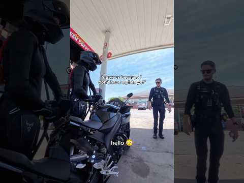 Of course I run into a cop while i dont have a plate🤣🤣😎 #bikergirl #motorcycles #bikelife
