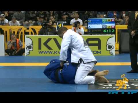 Worlds IBJJF 2015 - Dimitrius Souza (Alliance) vs. Xande Ribeiro (Ribeiro JJ)