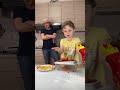 Giorgia Fa Lo Scherzo Al Papà Salvo Checiap Shorts