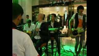 #Nomention - Wonderwall (Oasis Cover)