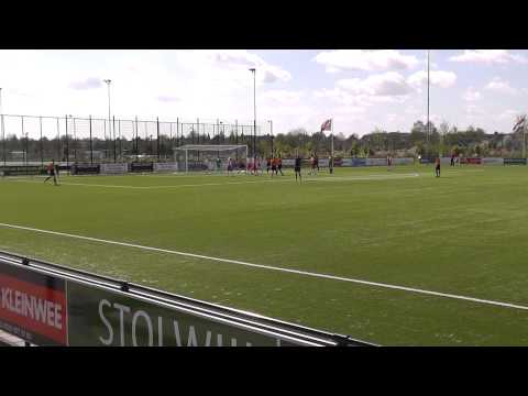 4 mei 2013 VV De Meern C1 - IJsselmeervogels C1 com 6-1 weer iemand er voor Hassan