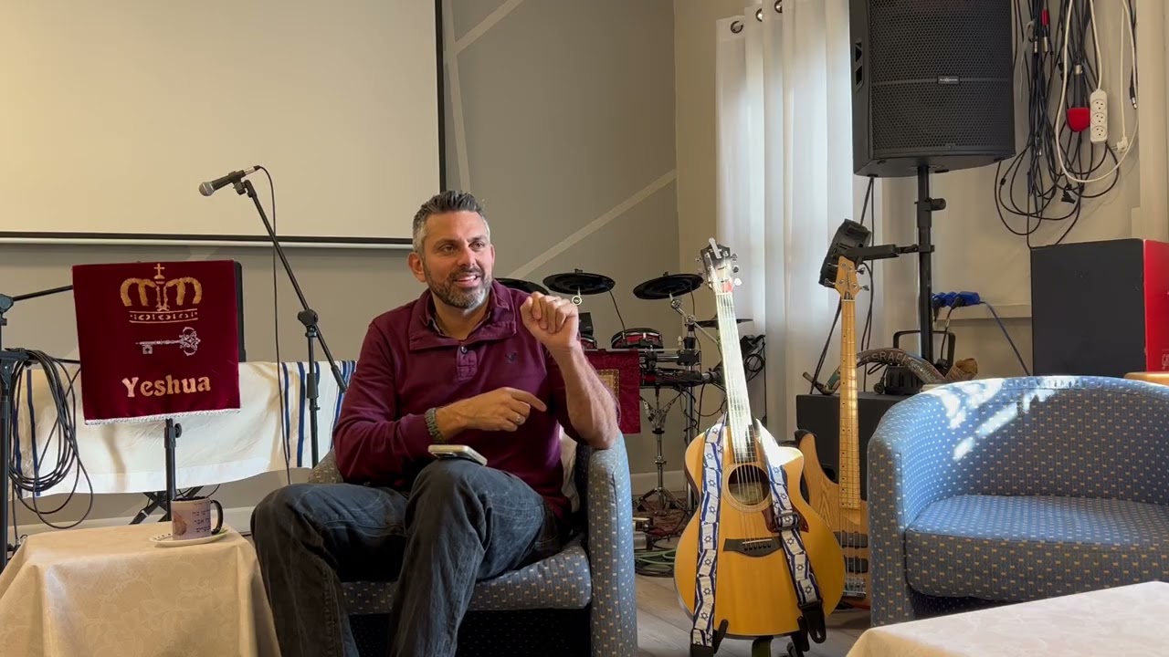 Chaim encourages Ambassadors In Training 