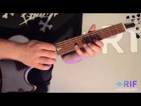 Testing RiF "Necronomicon LP" guitar with Karlo Klarić