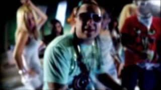 Mega y Kenai Ft. Randy - Ella Se Mueve HD