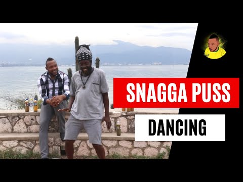 Deejay SNAGGA PUSS dancing 🇯🇲