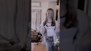 谷間がなんとも言えない