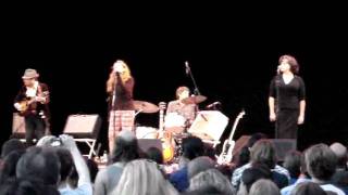Neko Case - Things That Scare Me - live 7/20/2007 @ Summerstage, Central Park, NY