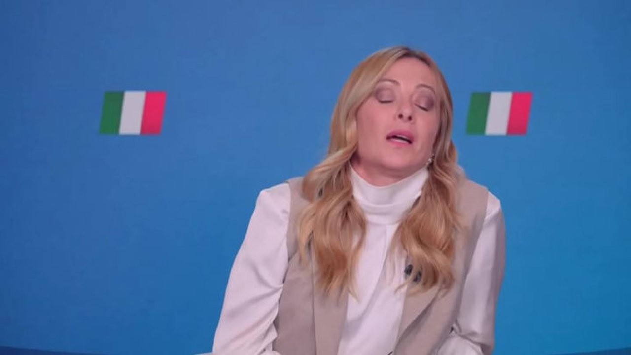 Meloni: Sinistra vuole candidare partigiano come prestanome per fregare la gente