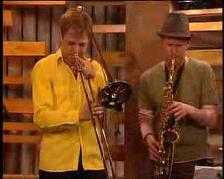 Ogneopasnorchestra - Balkandance