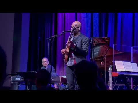 Herbie Hancock - Lionel Loueke solo (clip) - 6/15/22 (late show)