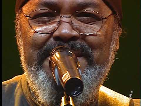 Na rua, na fazenda, na chuva (casinha de sapê) - Jorge Aragão - Ao vivo 3 (Da noite pro dia)