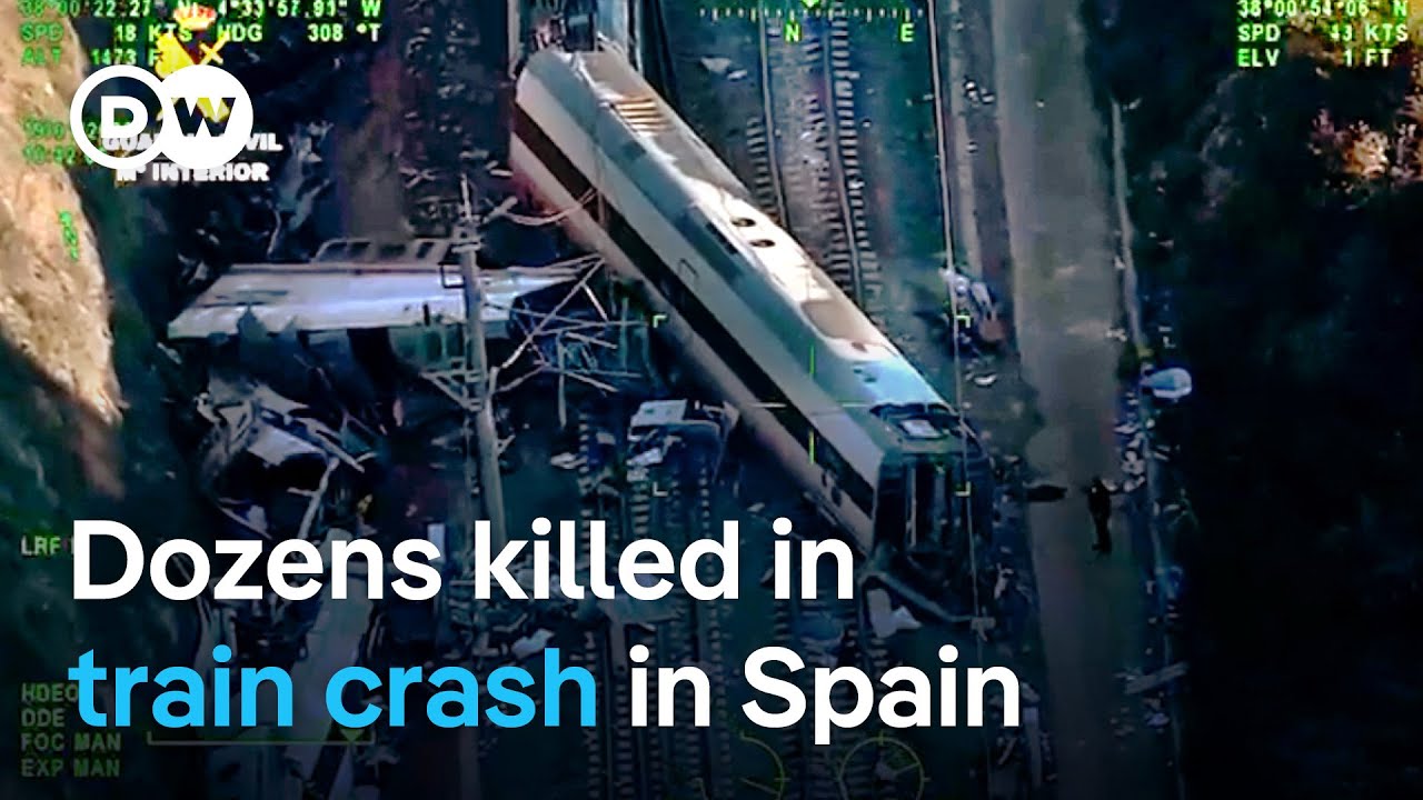 Spanish transportation minister calls train crash 'extremely weird': What happened? | DW News