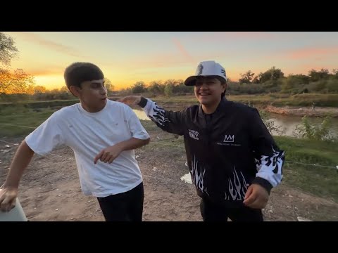 A FUN AFTERNOON IN MOCORITO, A MAGICAL TOWN, WITH DREAMERS 😂/ Grillo La Duda