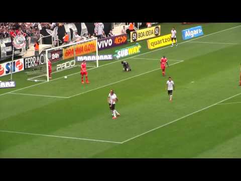 Luciano faz o segundo do Corinthians contra o Mogi Mirim