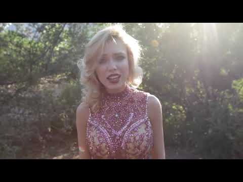 Female Wedding Singer London - Sarah Louise