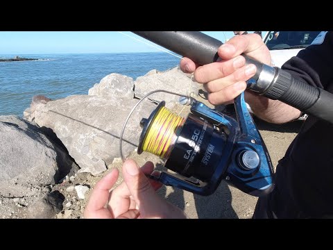 Ham shows how to bait up a sledger rig and some casting tips.