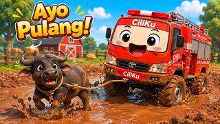 Download lagu Ayo Bantu! Kerbau Menolong Truk Pemadam Terjebak🚒🐃- Roda Roda Mobil Berputar Edukatif Terbaru 🎵 mp3