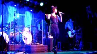 Natalie Imbruglia Wild About It Oxford Academy 6/8/09