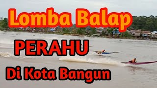 Download lagu Lomba Balap Perahu Di Kota Bangun. mp3