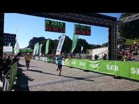 Fastest marathon dribbling a basketball (13.09.2015)