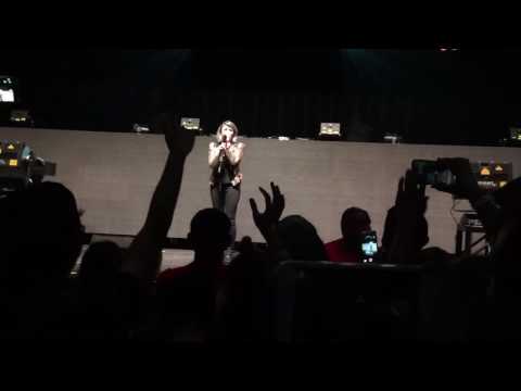 Gareth Emery & Roxanne Emery - Soldier & Fix You (Live @ Los Angeles Hollywood Palladium)