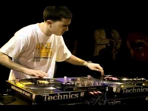 2001 - DJ A-Trak Showcase (DMC World Champion 1997)