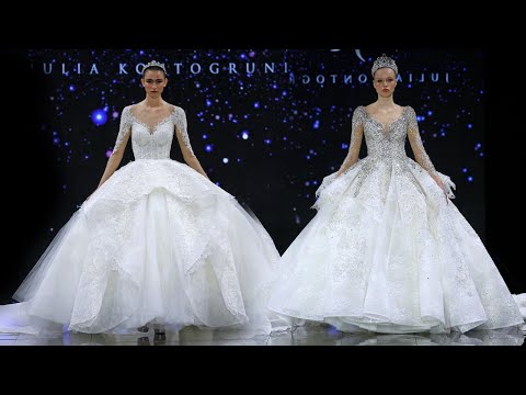 Julia Kontogruni Bridal Spring 2024 | Barcelona Bridal Fashion Week