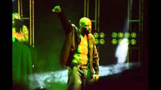 Cartel de Santa Golpe Avisa  1 Andamos Zumbando