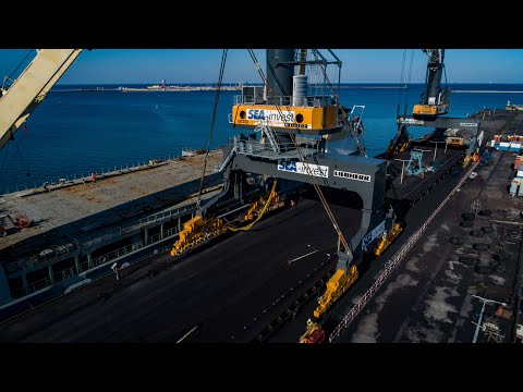 Port Gdańsk: Nowy żuraw portowy Liebherr zwiększy zdolności przeładunkowe w Porcie Północnym