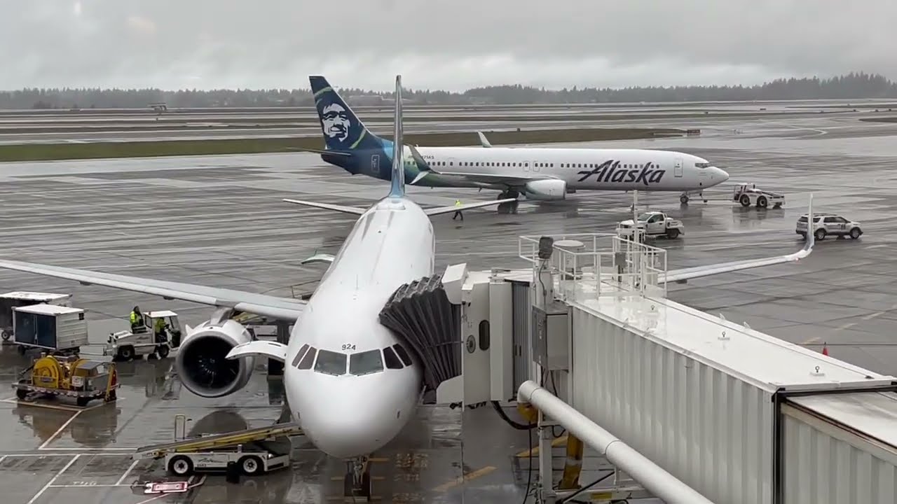 Alaska Airlines Alaska Lounge