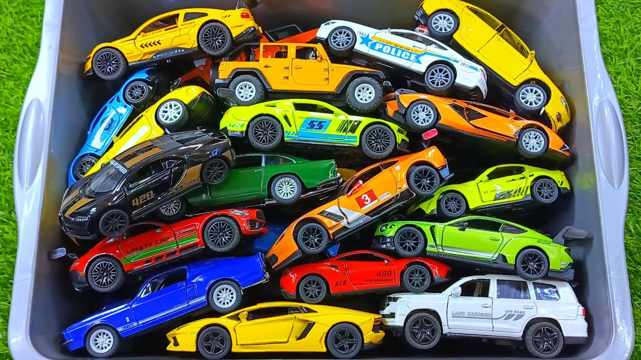 Box Full OFF BMW X7, BMW i8, Rolls Royce Wraith, Koenigsegg Jesko, Bugatti Divo, BMW M8