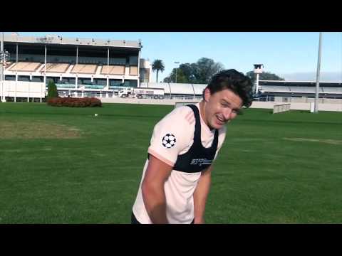 Beauden Barrett sets new Bronco PB