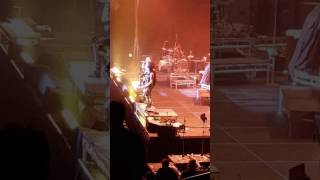 Sixx Am-We Will Not Go Quietly (A New Song Debut Live)