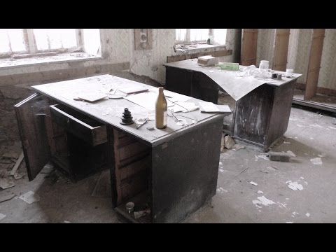 Elhagyatva Magyarországon 84. - Egy bezárt bánya irodaépülete + egy hulla