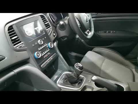 211L1957 - 2021 Renault Megane Saving  Dennehy Motors Play TCe 140 HBack 21...