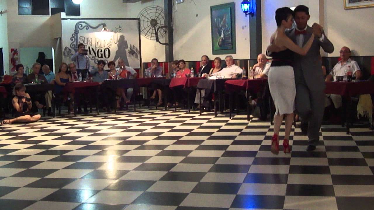 Video thumbnail for Sin Rumbo, hoy MARTIN VICENTE y AYELEN URRUTIA 2/3