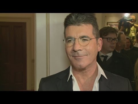 Xファクター2014にサイモン・コーウェルが出演。リアーナは4人目の審査員？ (Simon Cowell on X Factor 2014: Is Rihanna the fourth judge?)