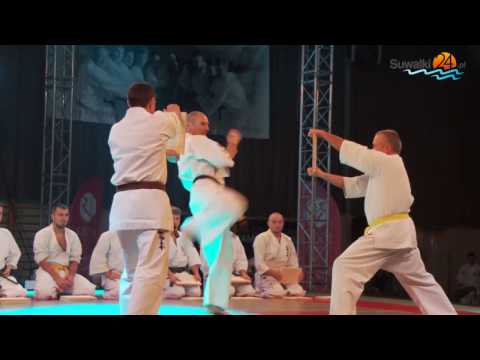 Gala karate w Suwałkach. Mistrz tameshiwari w akcji