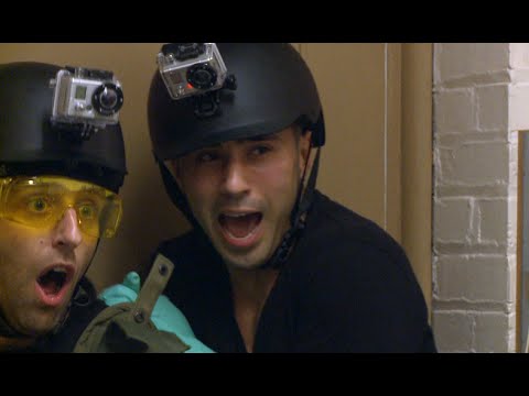 Scare Tactics HD Bits - Fright At The End Of Tunnel!